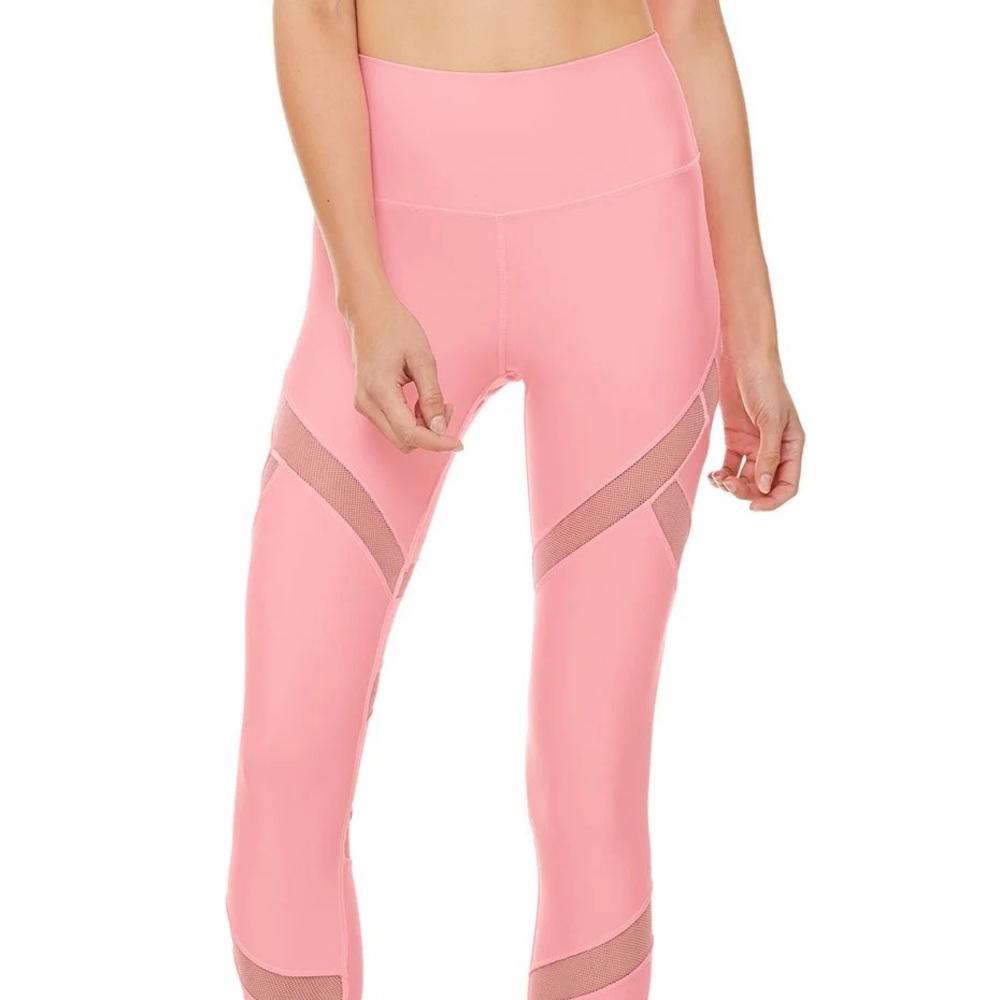 ALO YOGA
High-waist Mesmerize Capri
Pink